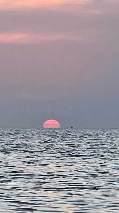 Vila Natali Himare Buitenkant foto
