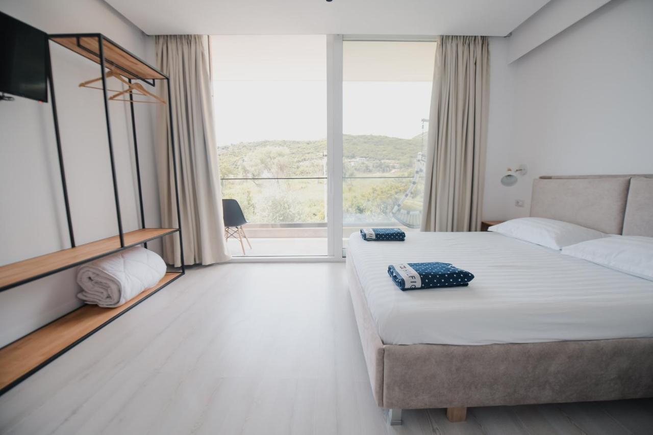 Vila Natali Himare Buitenkant foto